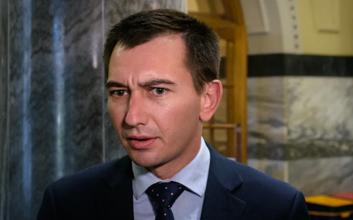 Simeon Brown Cagey On Privatisation Meeting with Serco