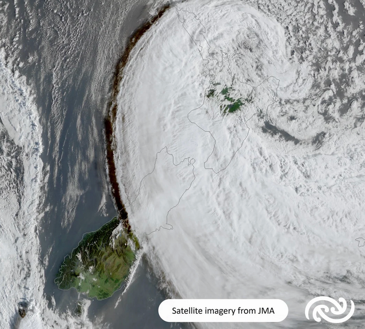2.8% of New Zealand population outbound in 2 years - but don't blame "them"